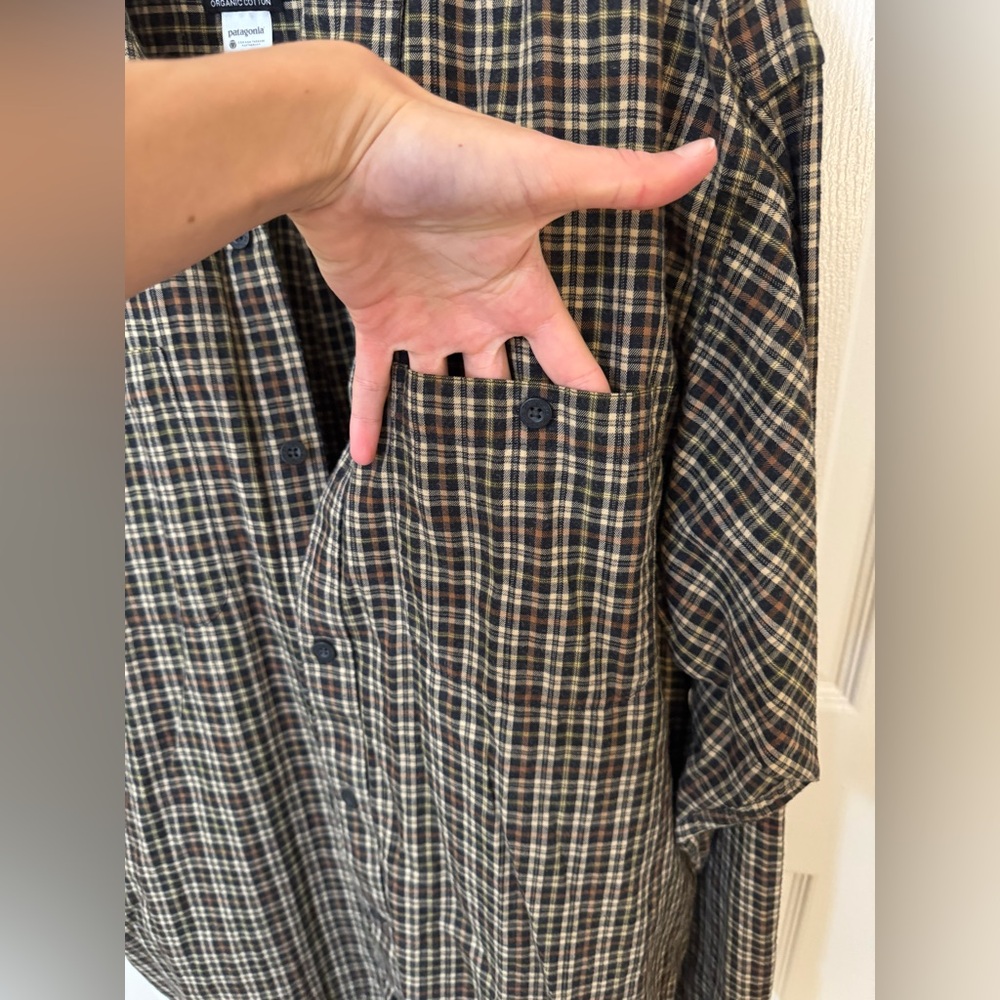 Patagonia Thick Button Down - Picture 2 of 4